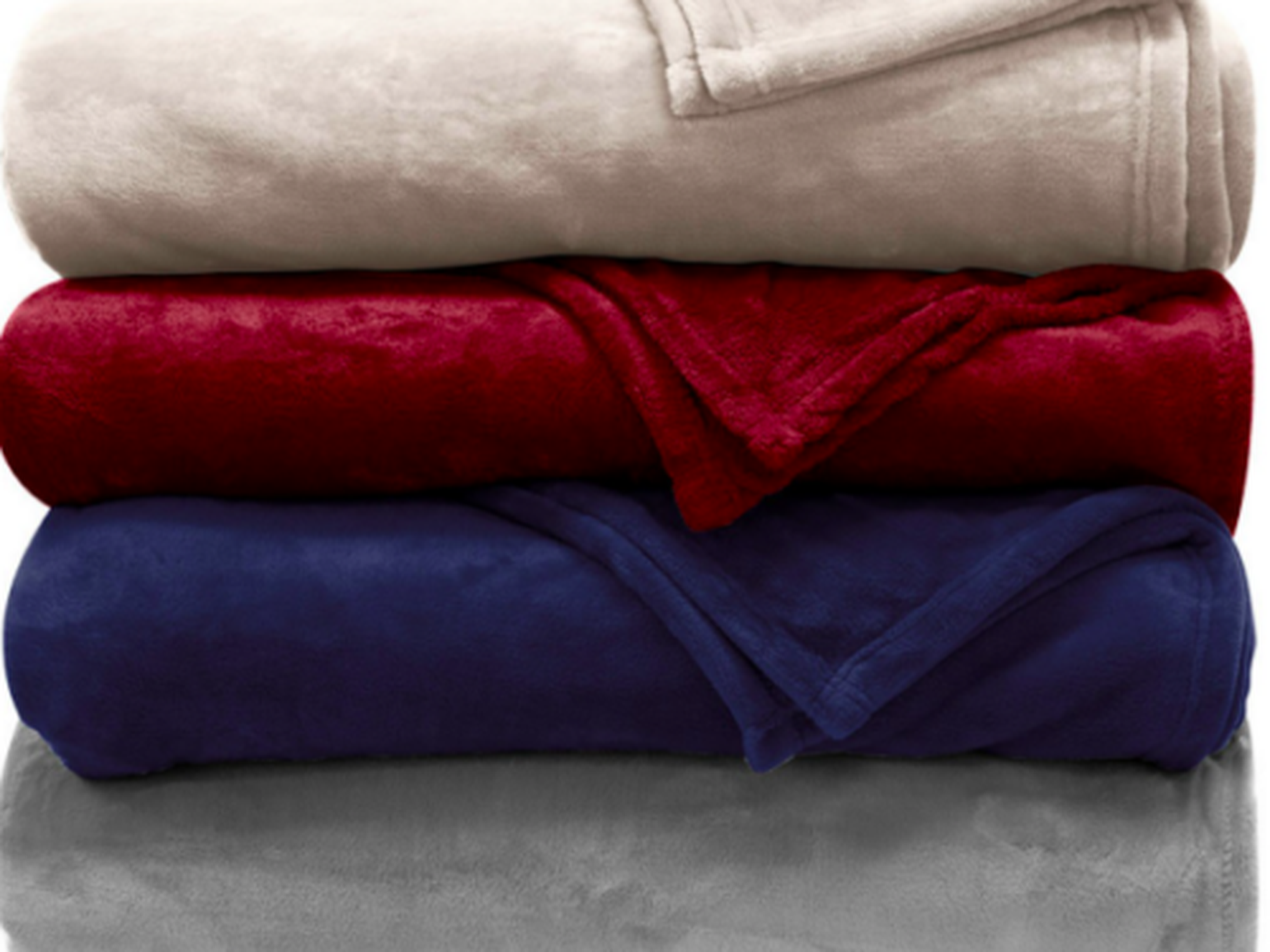 Luxurious Winter Blankets by Matanah Furniture – Cozy, Stylish, and Durable for Homes and Businesses in Riyadh