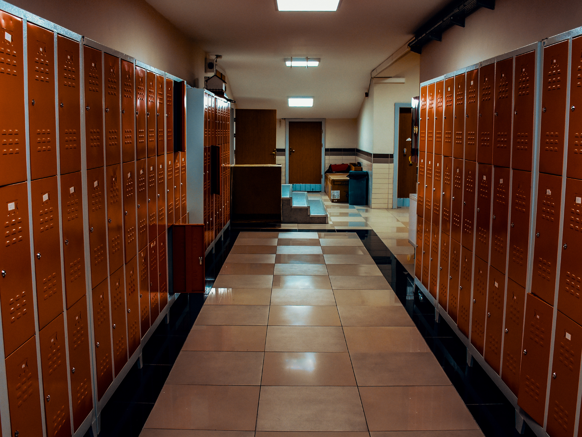 metal lockers in Saudi Arabia